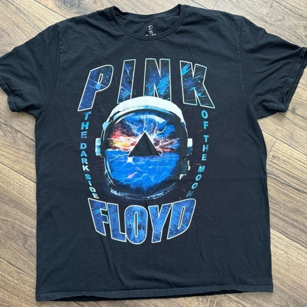 BUNDLE- 2 men’s Pink Floyd XL t-shirts‎ - Picture 3 of 9
